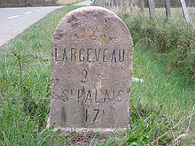 Borne-Larcevau-01